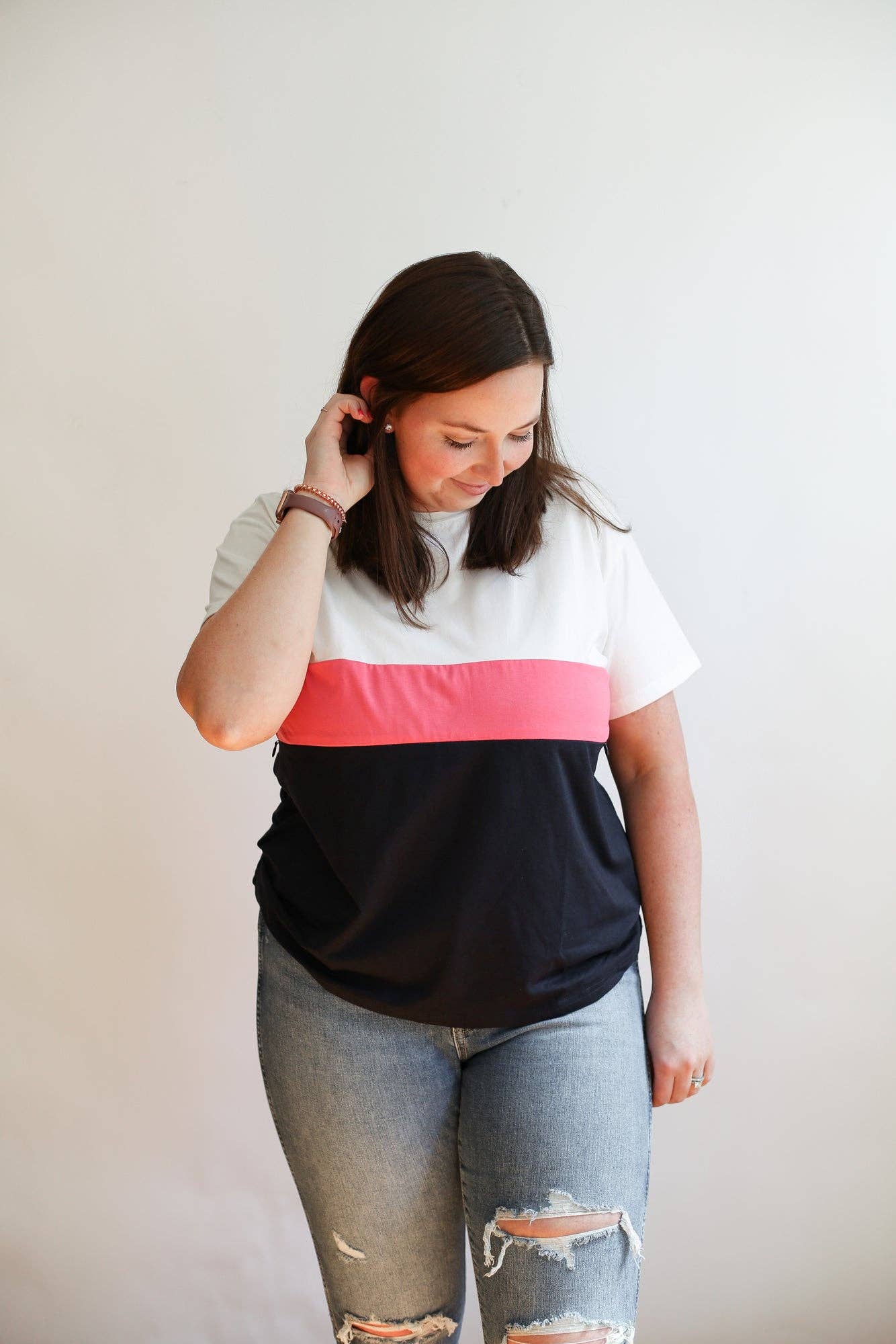 Classic Fit Invisible Zip Breastfeeding Tee