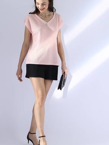V NECK SHORT SLEEVE WAFFLE KNIT TOP
