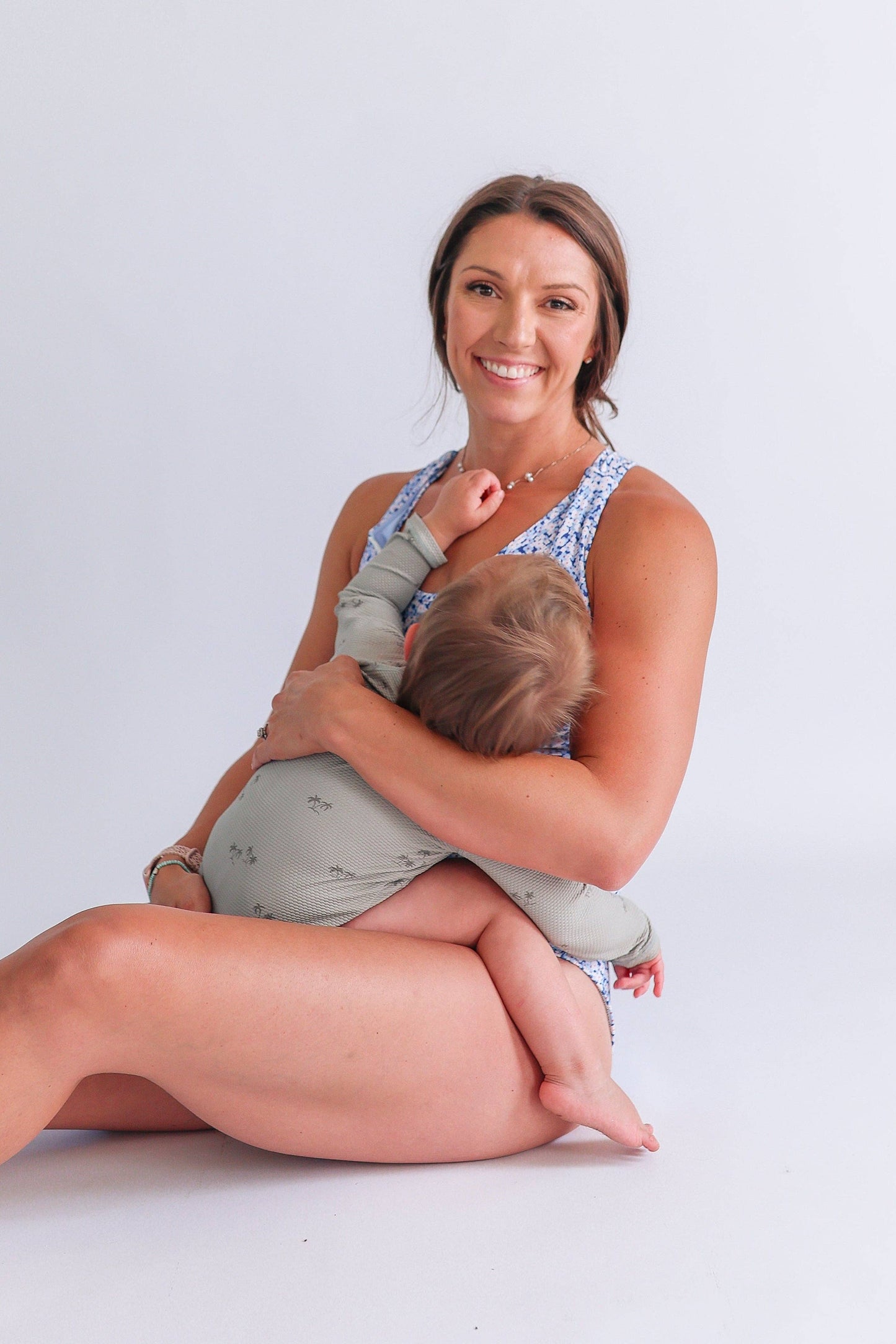 One Piece Zip Breastfeeding Swimsuit 2026